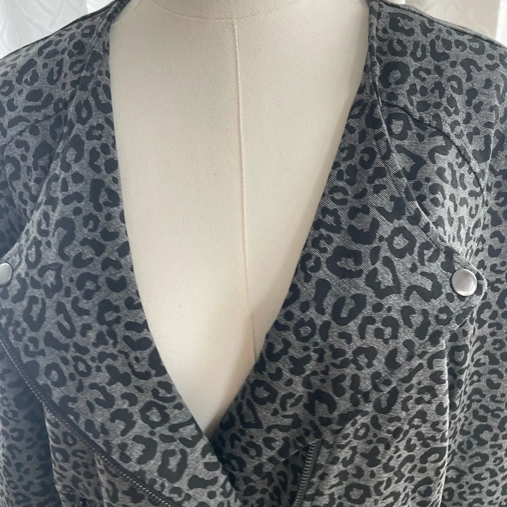Bagatelle Leopard Print Women's Jacket Spring Large